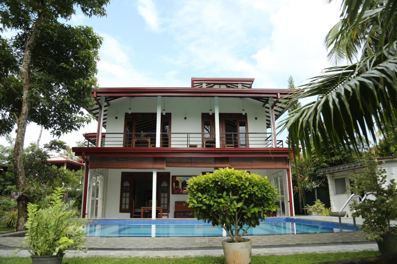 A.sms * Induruwa