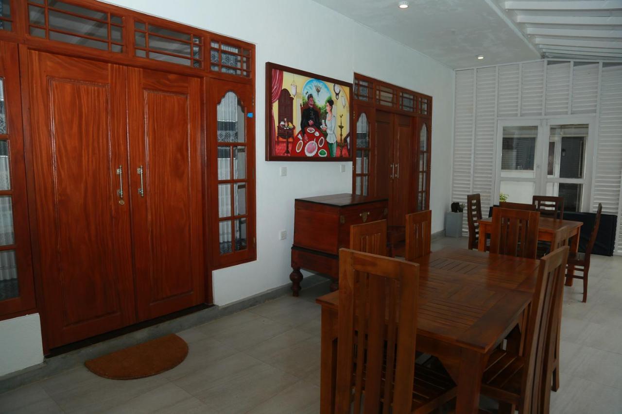 Villa A.sms Induruwa