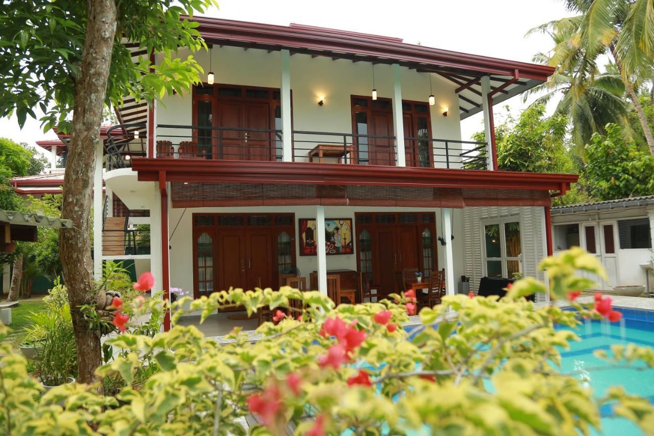 A.sms Villa *