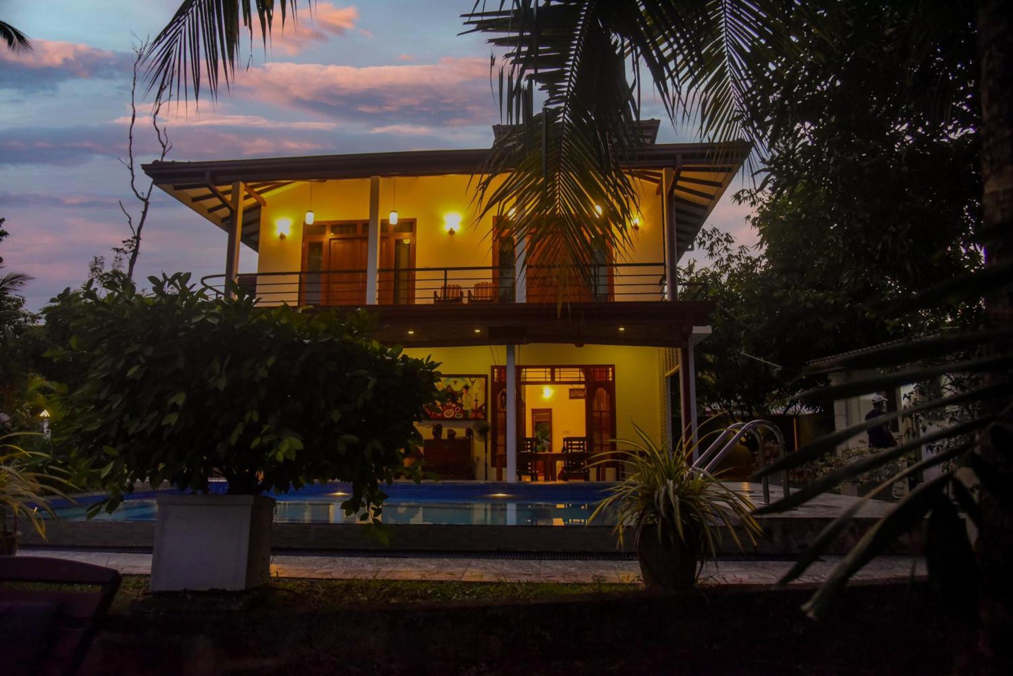 Villa A.sms Induruwa